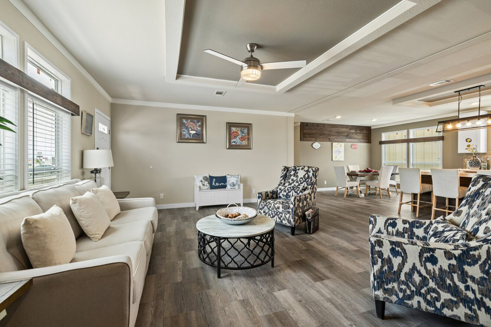 El Rancho 32644A Big Living room inside El Rancho by Palm Harbor 32644A